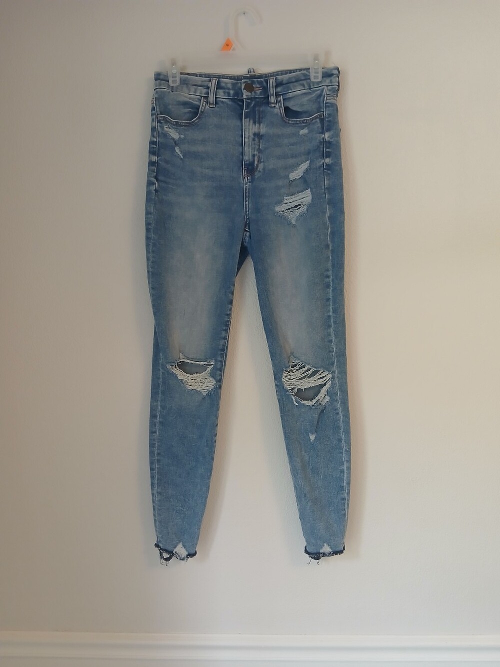 American Eagle Distressed Jeans | Women's Size 8